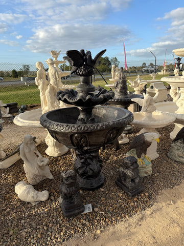 2 tier fancy fountain with doves