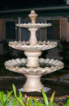 Scallop - 3 Tiers with Acorns fountain